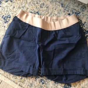 Maternity shorts
